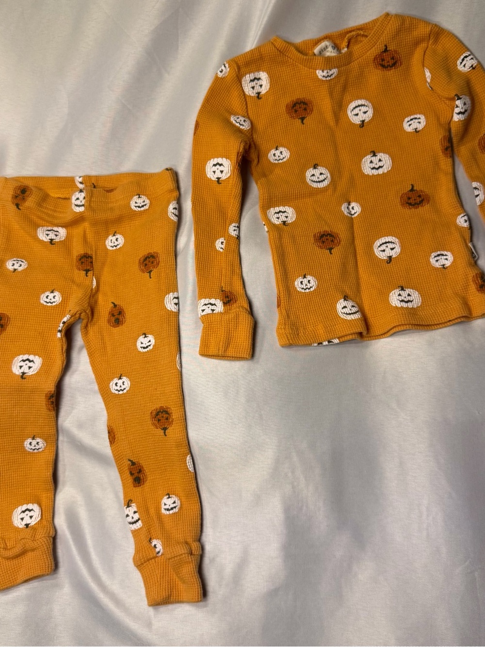 Rabbit + Bear Organic Pumpkin Thermal Top